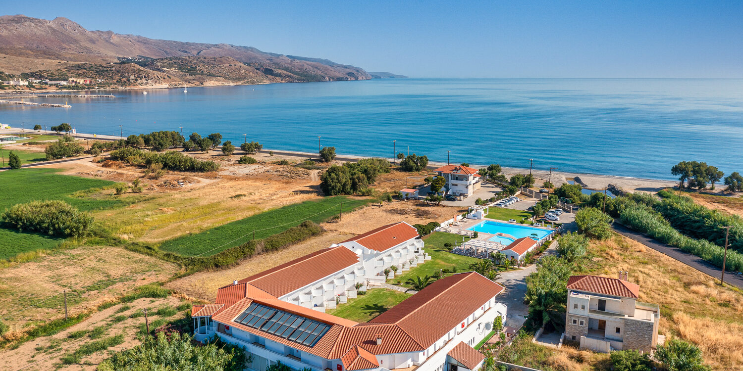 Mrs Chryssana Beach Hotel