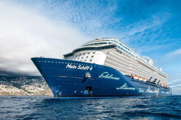 All Inclusive križarjenje do Krfa z ladjo Mein Schiff 4